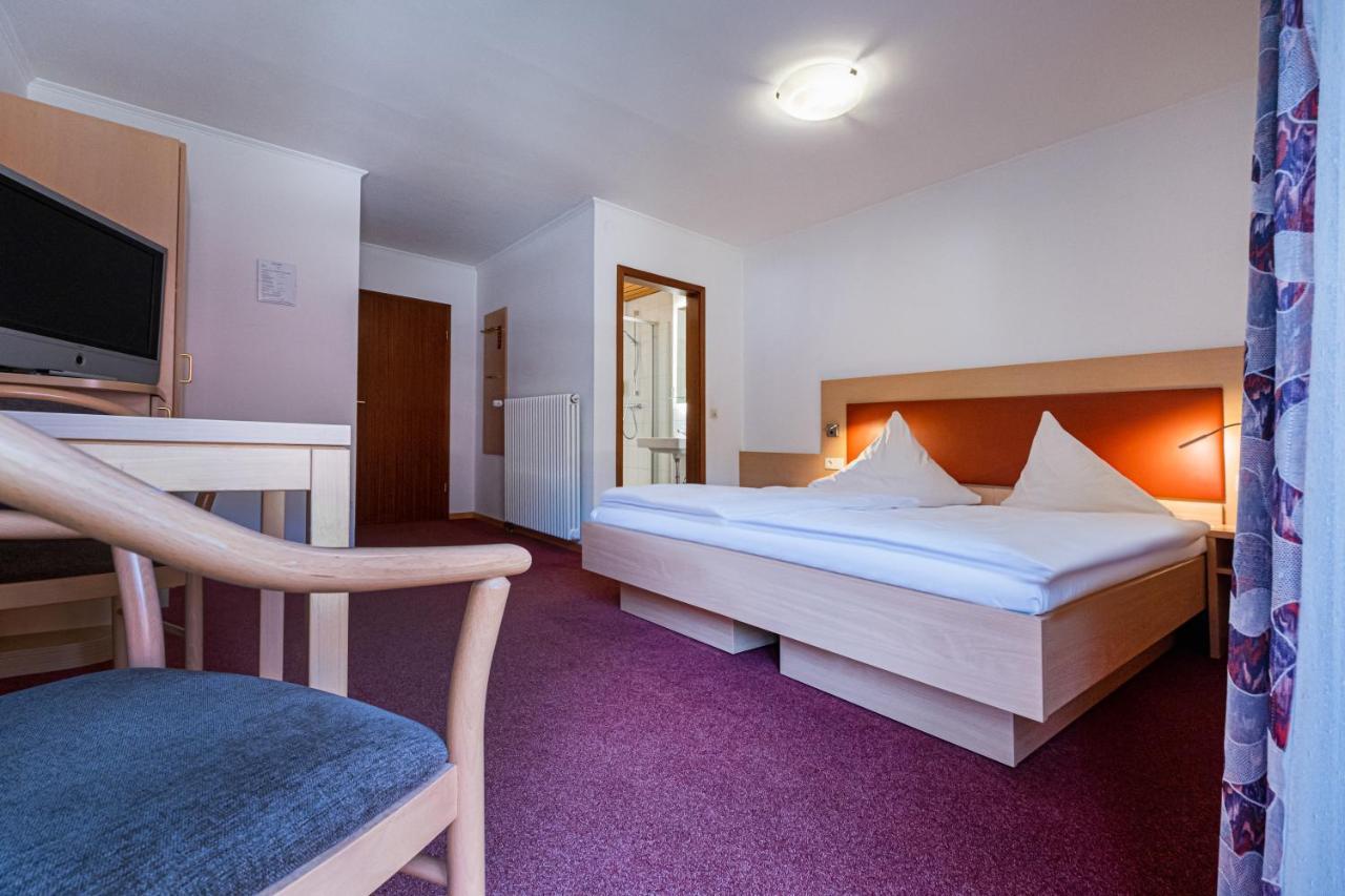 Hotel Phoenix ราชตัทท์ ภายนอก รูปภาพ